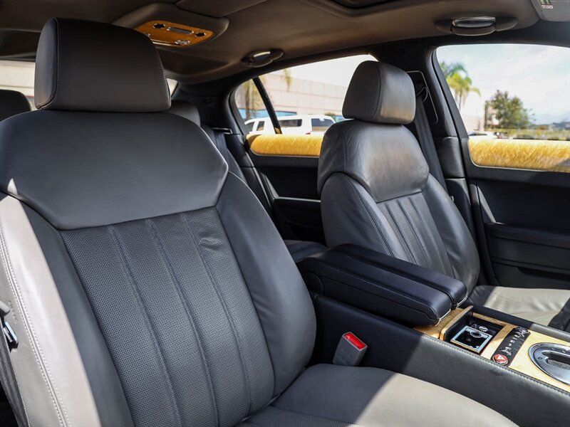 Used 2006 Bentley Flying Spur Flying Spur AWD/4WD image 24
