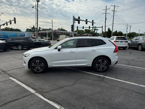 Used 2018 Volvo XC60 T5 Momentum w/ Convenience Package AWD/4WD image 8