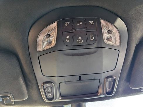 Certified 2021 Chrysler Pacifica Pinnacle image 19