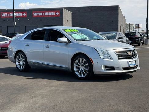 Used 2017 Cadillac XTS Luxury FWD image 9