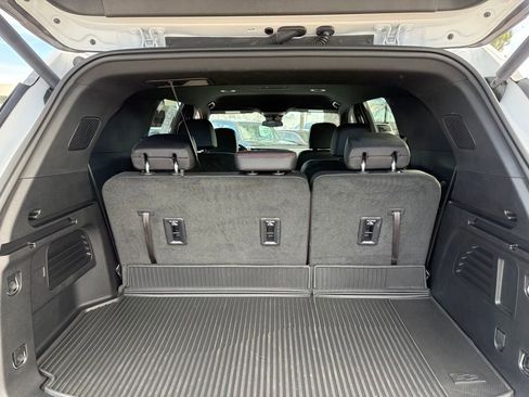 Used 2024 Chevrolet Traverse Z71 image 19