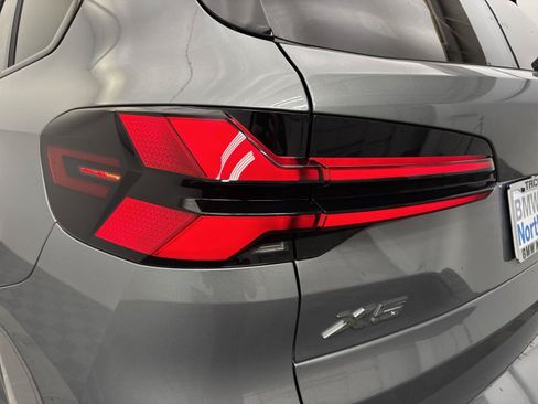 New 2026 BMW X5 xDrive40i w/ M Sport Package AWD/4WD image 19