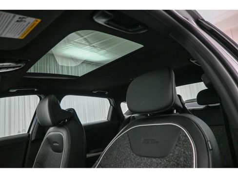 Used 2025 Kia K4 GT-Line image 11