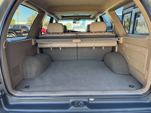 Used 2000 Toyota 4Runner Limited image 26