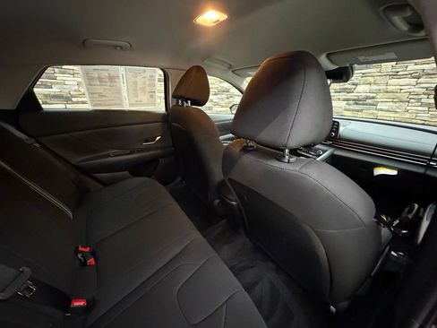 Certified 2023 Hyundai Elantra SEL w/ Cargo Package image 28