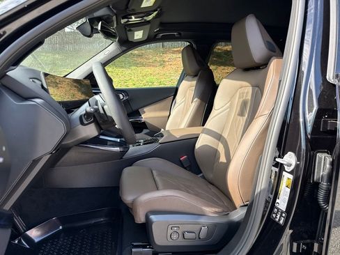 New 2026 BMW X3 xDrive30 w/ Premium Package image 9