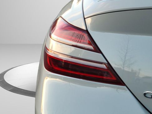 New 2026 Genesis G70 2.5T image 10