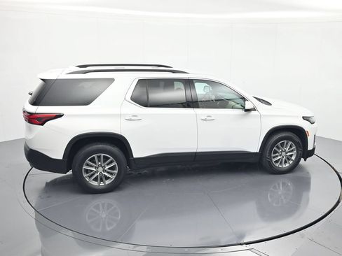 Used 2023 Chevrolet Traverse LT FWD image 32