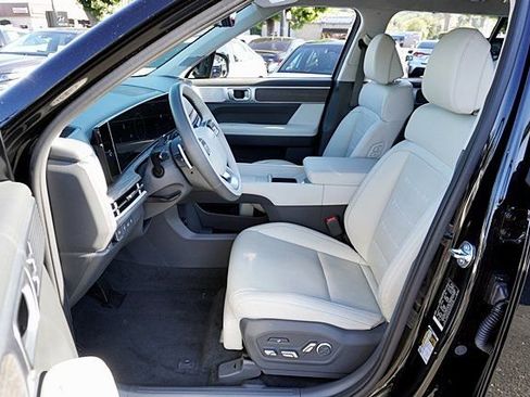 Certified 2025 Hyundai Santa Fe Calligraphy image 16