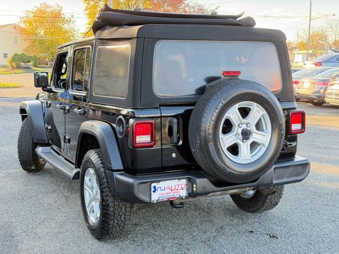 Used 2019 Jeep Wrangler Unlimited Sport S image 85
