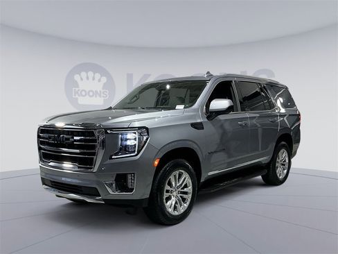 Used 2024 GMC Yukon SLT image 1
