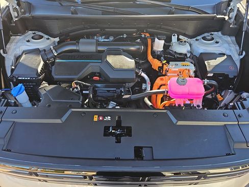 Used 2024 Hyundai Santa Fe Limited image 34