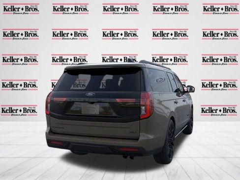New 2026 Ford Expedition Max Platinum image 8