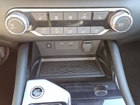Used 2024 Nissan Altima 2.5 SR w/ SR Premium Package FWD image 10