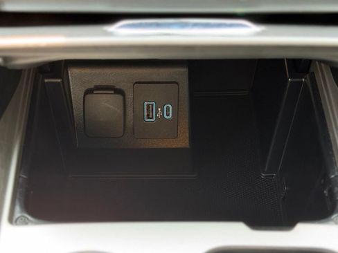Used 2020 Ford Explorer ST w/ Premium Technology Package AWD/4WD image 15
