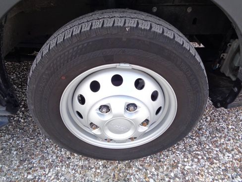 Used 2024 Ford Transit 350 XLT RWD image 47