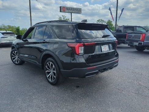 Used 2025 Ford Explorer ST-Line image 7