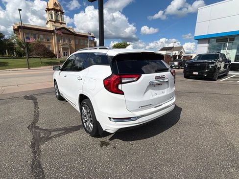 Used 2023 GMC Terrain Denali w/ LPO, Floor Liner Package AWD/4WD image 3