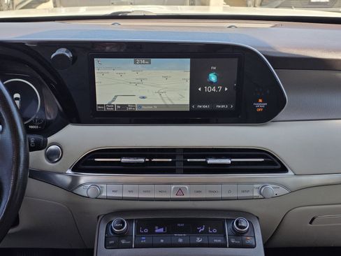 Used 2021 Hyundai Palisade Calligraphy image 22