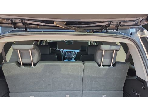 Used 2019 Chevrolet Tahoe LT w/ Luxury Package AWD/4WD image 19