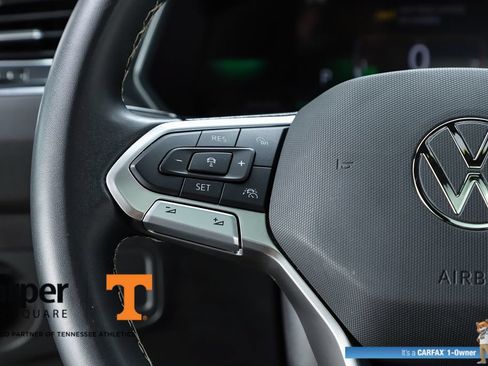 Used 2023 Volkswagen Tiguan SE R-Line FWD image 59