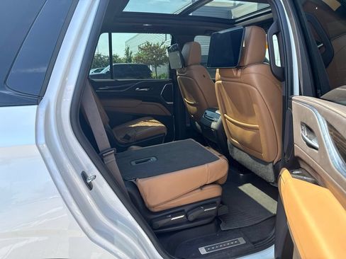Used 2024 Cadillac Escalade Sport w/ LPO, ONYX Package AWD/4WD image 22