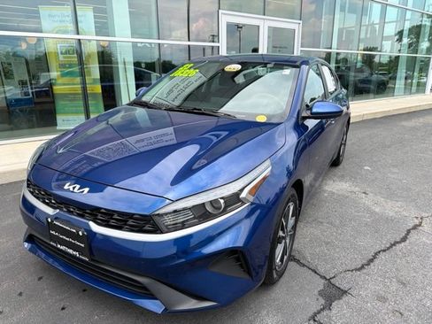 Certified 2023 Kia Forte LXS FWD image 2