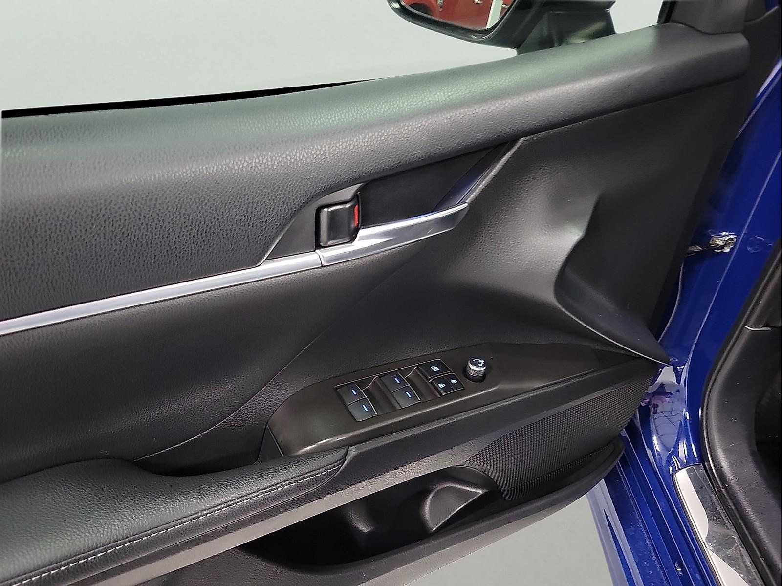 Certified 2023 Toyota Camry XSE w/ Cold Weather Package FWD image 10