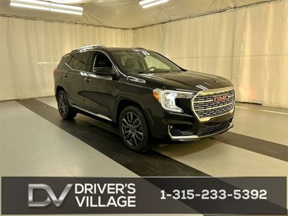 Used 2023 GMC Terrain Denali w/ Black Diamond Edition