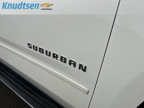 Used 2016 Chevrolet Suburban LTZ AWD/4WD image 7