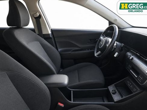 Used 2024 Hyundai Kona SEL w/ Convenience Package FWD image 15