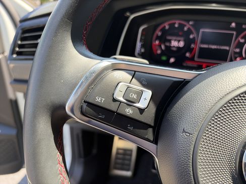 Used 2019 Volkswagen Jetta GLI Autobahn FWD image 29