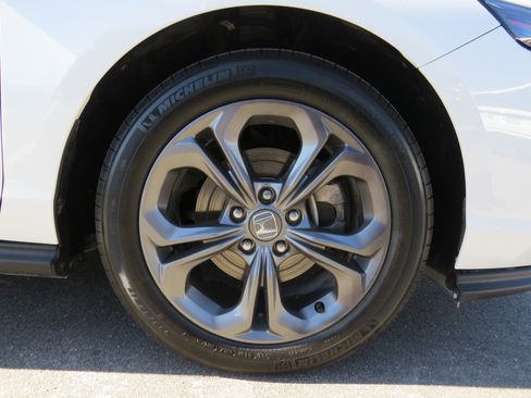 Used 2024 Honda Accord EX image 10