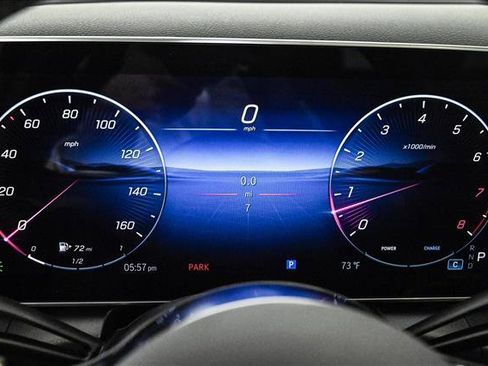 Used 2026 Mercedes-Benz GLC 300 4MATIC image 11