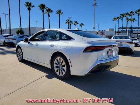 Certified 2023 Toyota Mirai XLE w/ Advanced Technology Package image 5