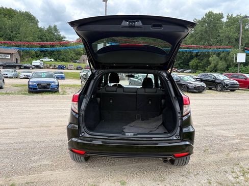 Used 2021 Honda HR-V Sport image 13