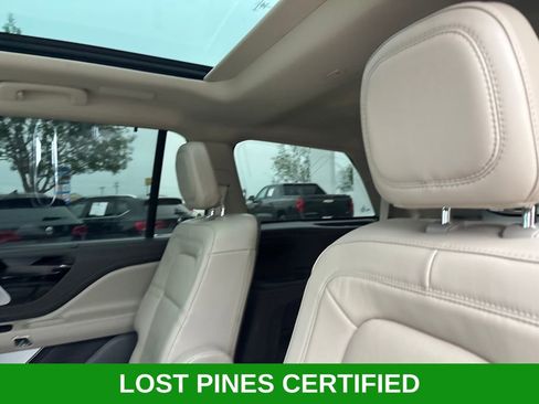 Used 2023 Lincoln Aviator Grand Touring w/ Equipment Group 301A AWD/4WD image 29