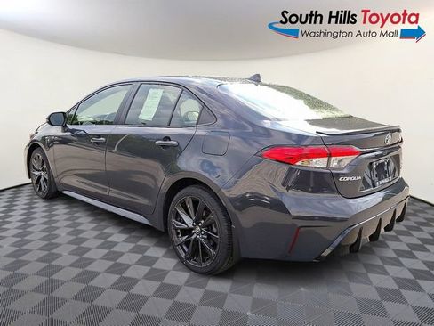 Used 2025 Toyota Corolla SE w/ Convenience Package FWD image 4
