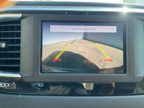 Used 2022 Chrysler Voyager LX FWD image 11