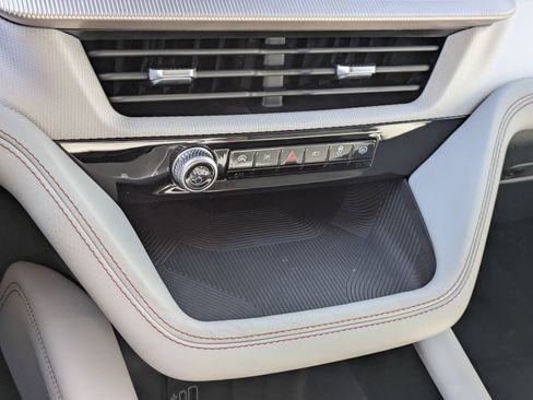 New 2026 Ford Explorer Active w/ Active Comfort Package image 20