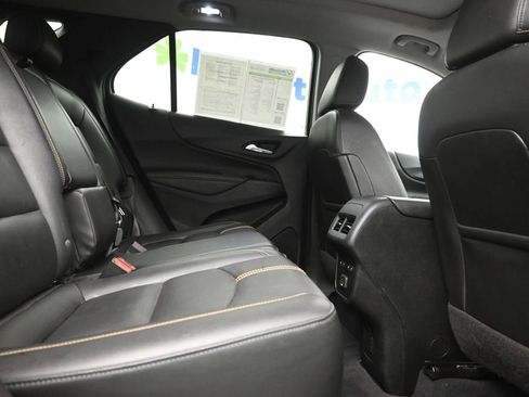 Used 2022 Chevrolet Equinox Premier image 8