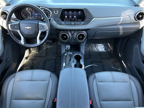 Used 2020 Chevrolet Blazer LT image 14