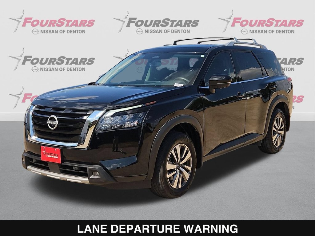 Used 2025 Nissan Pathfinder SL FWD image 9