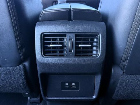 Used 2021 Nissan Rogue SV w/ Premium Package FWD image 18