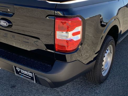 New 2025 Ford Maverick XL image 42