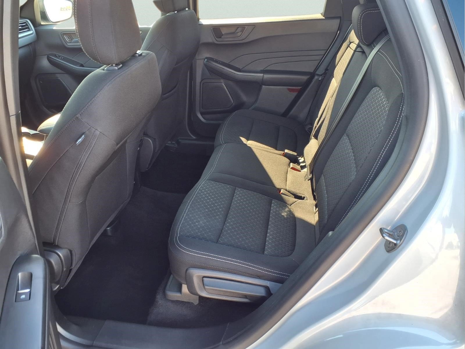 Used 2025 Ford Escape Active FWD image 18