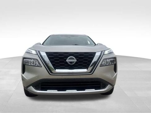 Used 2023 Nissan Rogue Platinum FWD image 3