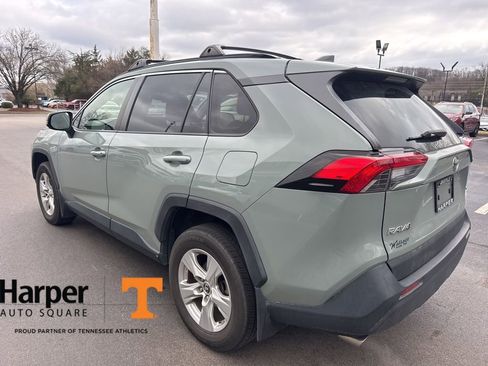 Used 2019 Toyota RAV4 XLE image 3