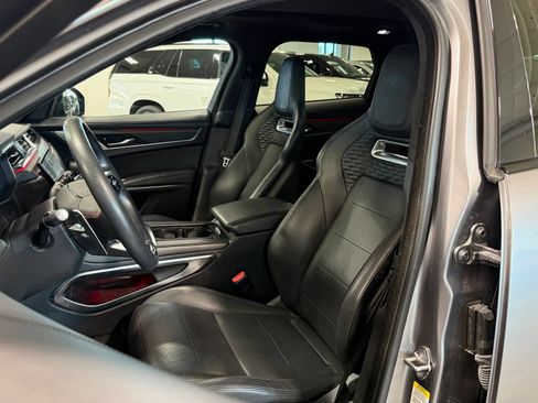 Used 2023 Jaguar F-PACE SVR AWD/4WD image 6