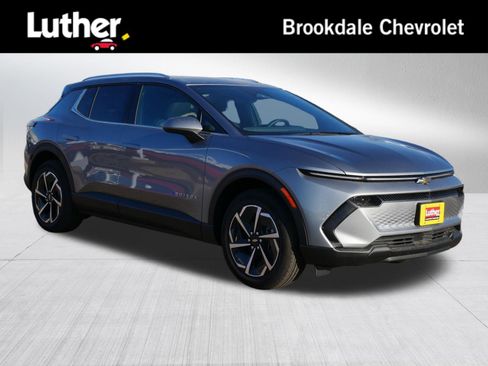 New 2026 Chevrolet Equinox EV LT image 1